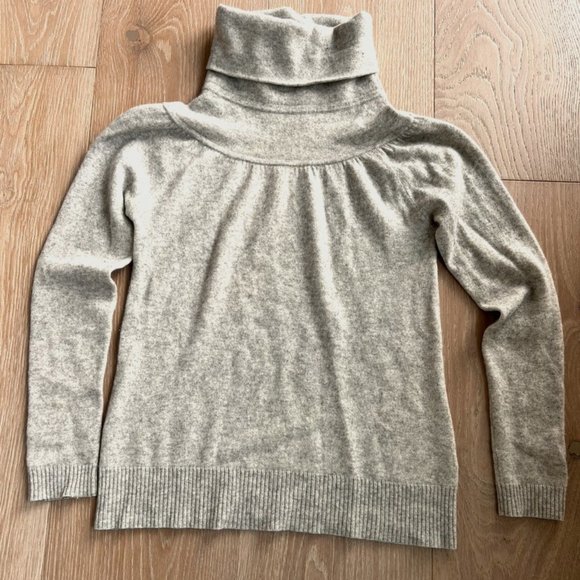 Gray Heathered Cashmere Turtleneck / Cowlneck Sweater - Picture 1 of 3